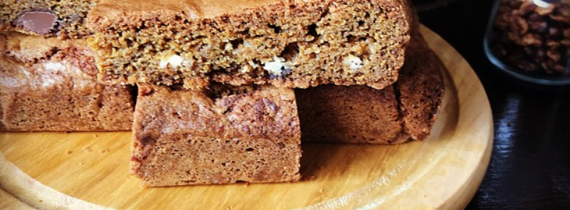 National Blonde Brownie Day