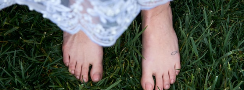 National Go Barefoot Day