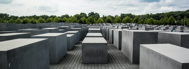 Holocaust Memorial Day
